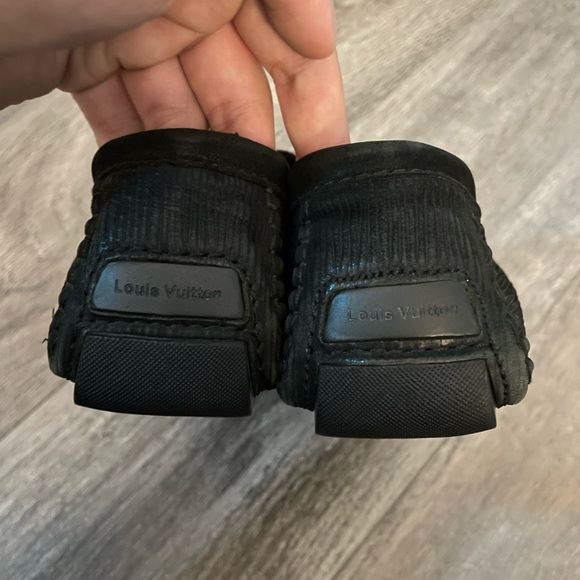 Louis Vuitton Moccasins - Picture 2 of 5